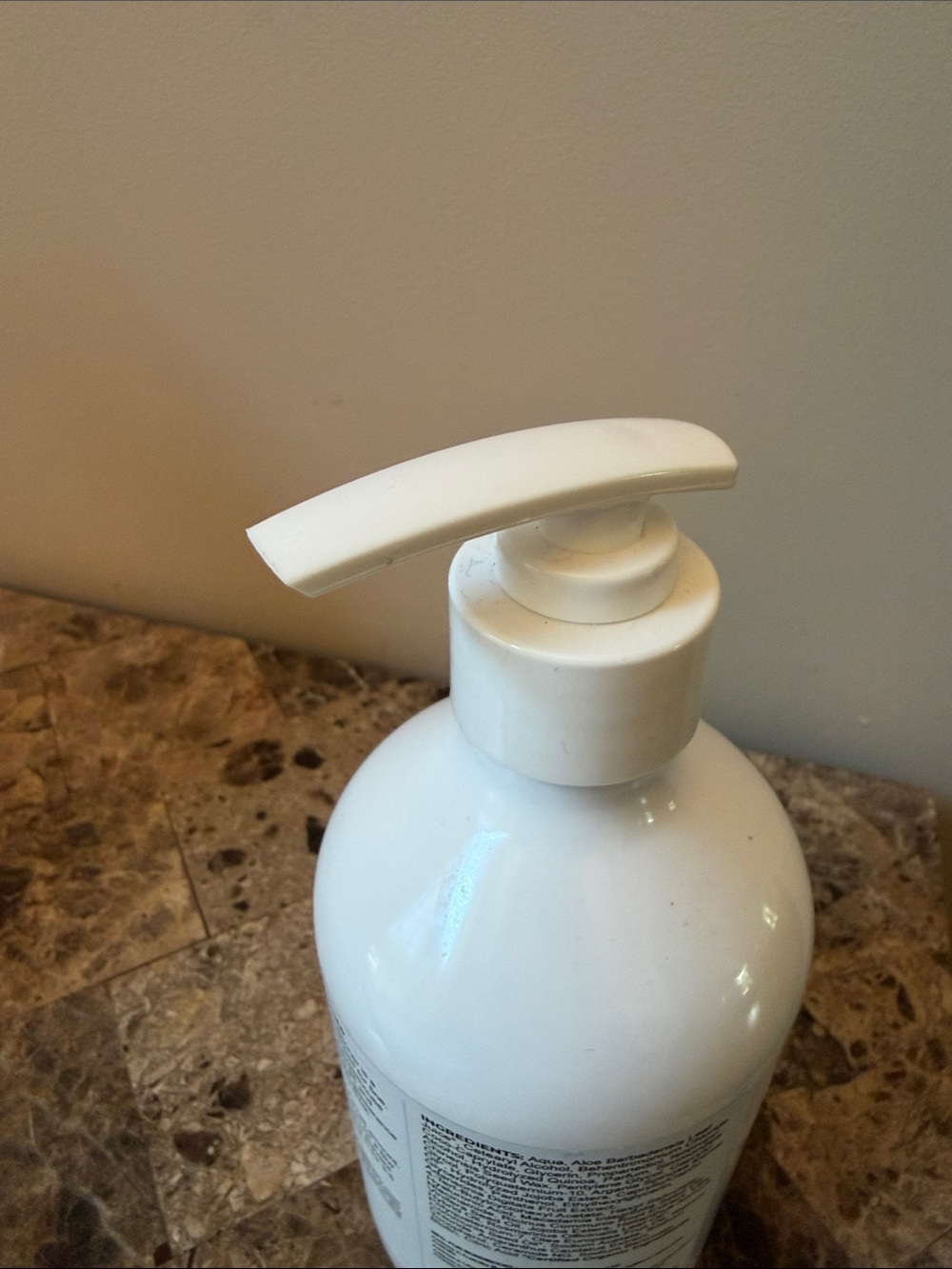 NEW Bondi Boost Thickening Therapy Conditioner - White - Picture 4 of 6